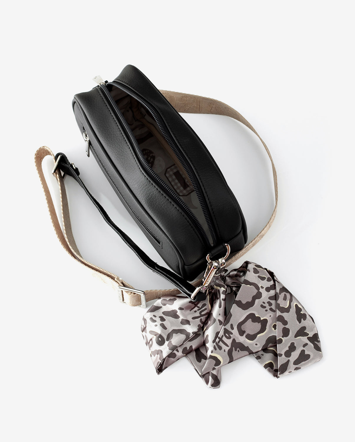 Bandolera Nila Negro - The Journey